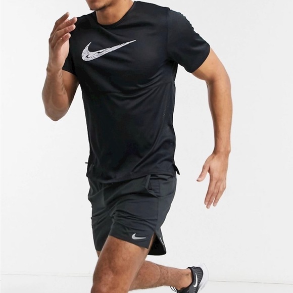 Nike Running Wild Run Breathe T-shirt Black Sz Small - Picture 2 of 14